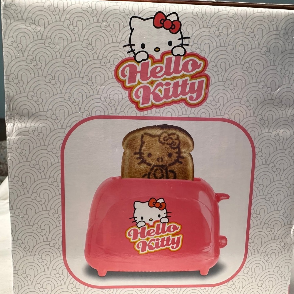 Hello Kitty 2-Slice Toaster - Picture 4 of 5